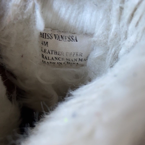 Kids Micheal kors boots - Picture 6 of 6